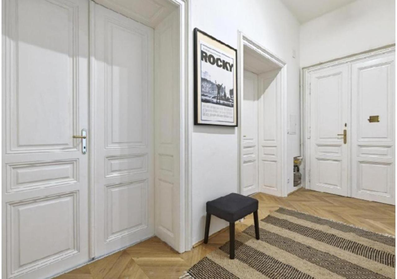 Luxurious, 2 Min To Casino And Roemertherme Apartment Баден Екстериор снимка