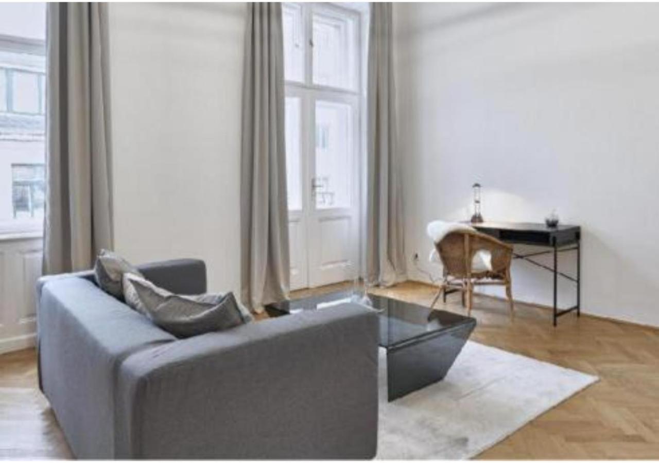 Luxurious, 2 Min To Casino And Roemertherme Apartment Баден Екстериор снимка