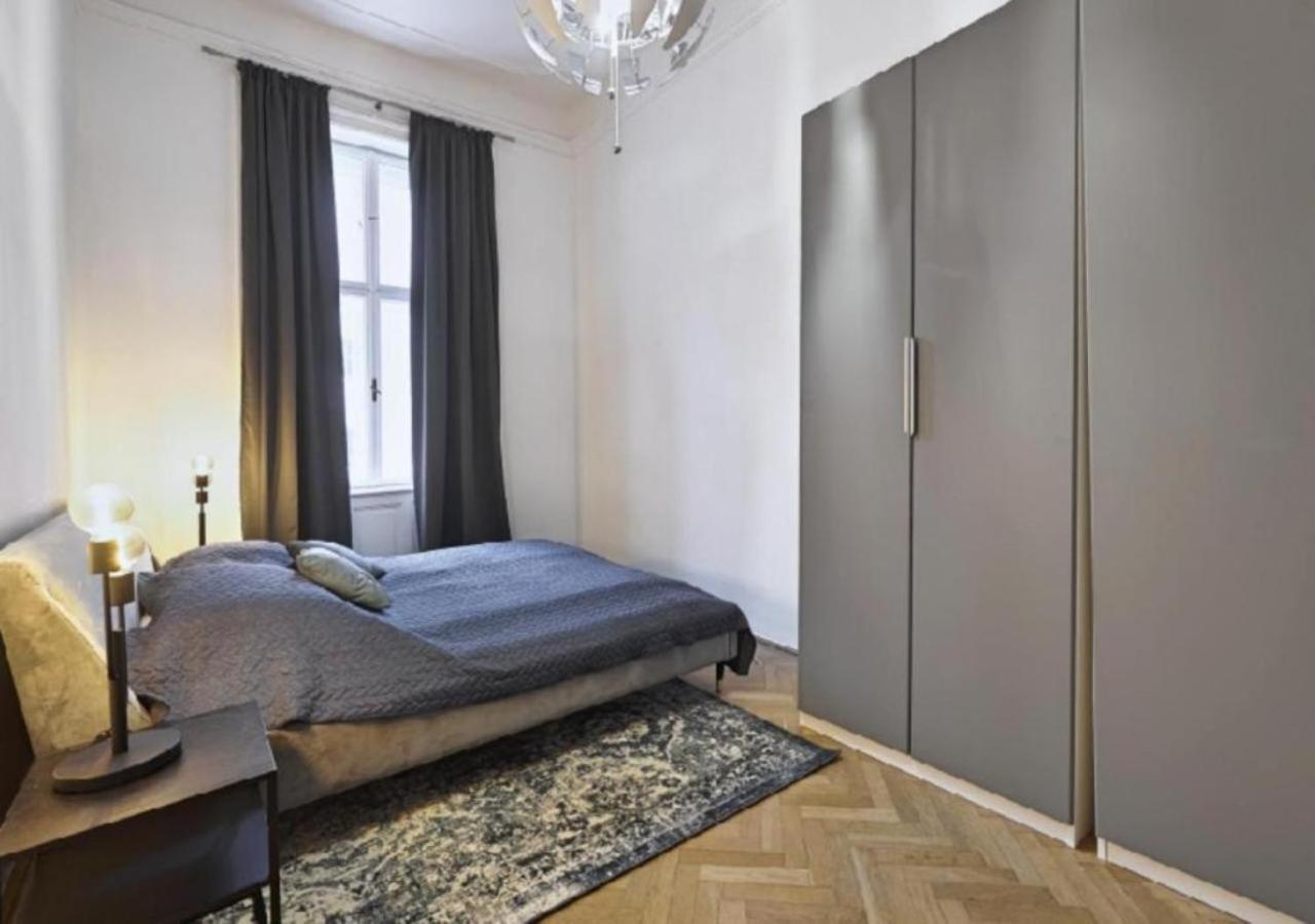 Luxurious, 2 Min To Casino And Roemertherme Apartment Баден Екстериор снимка