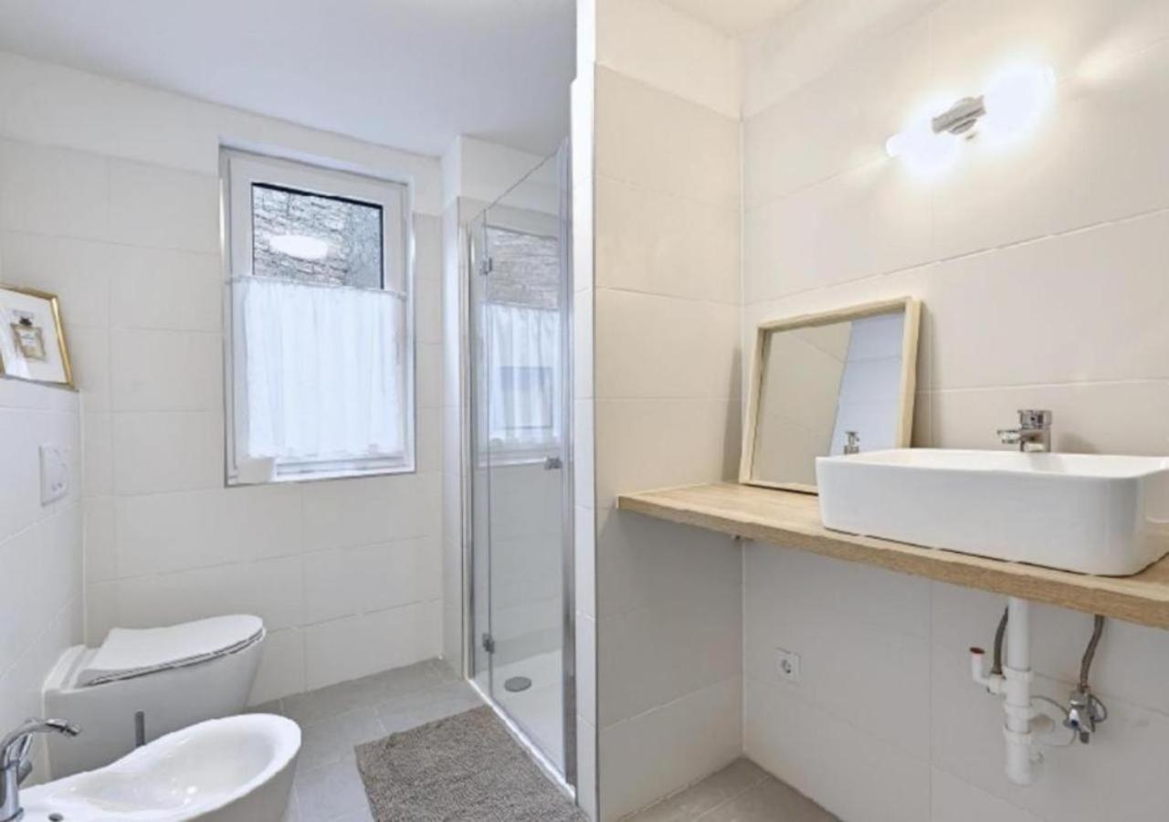 Luxurious, 2 Min To Casino And Roemertherme Apartment Баден Екстериор снимка